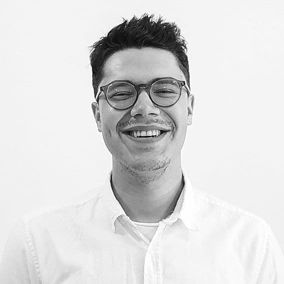 Robert Sfichi, Desenvolvedor Full-Stack @ WebScrapingAPI